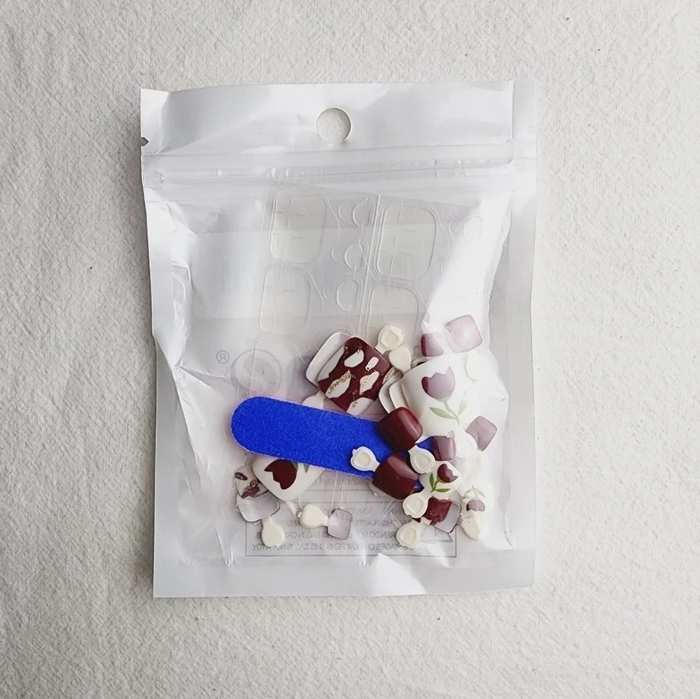 24 Pieces Fake Toe press on nails